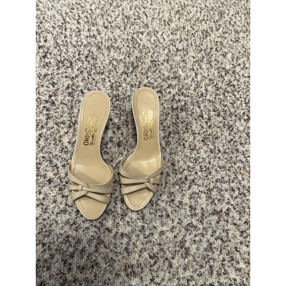 SALVATORE FERRAGAMO NIB Bally--Beige Sandals , Size 5, $750 Retail‎ Value